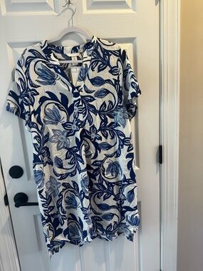 Blue & White Floral Short Sleeve Women’s Dress